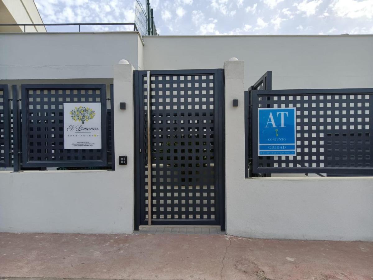 El Limonar Apartment Los Barrios Ngoại thất bức ảnh